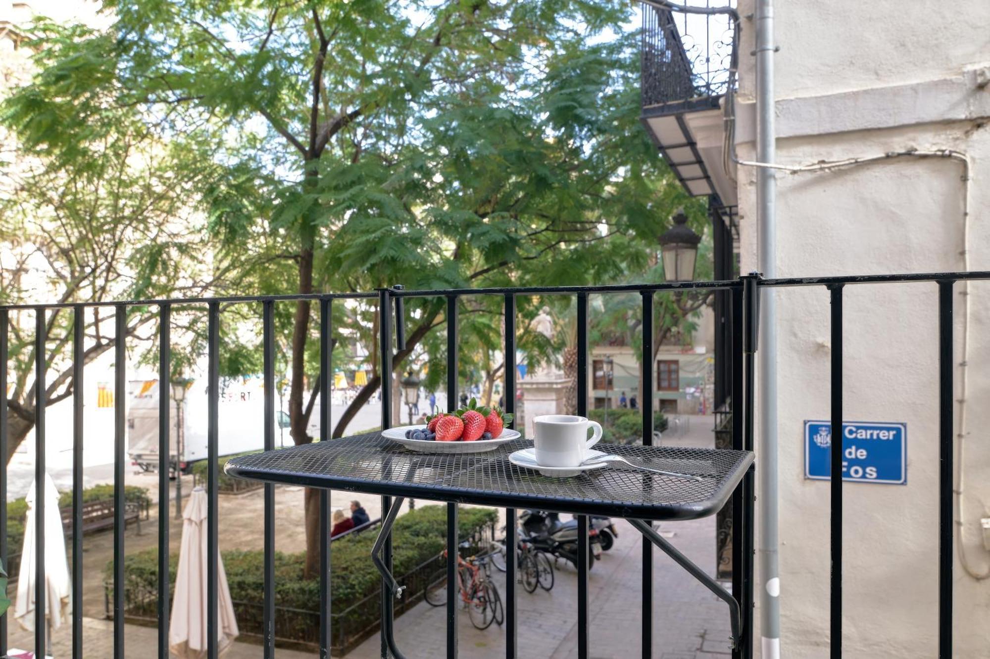 Apartamento De Diseno En La Plaza Del Carmen F1 บาเลนเซีย ภายนอก รูปภาพ